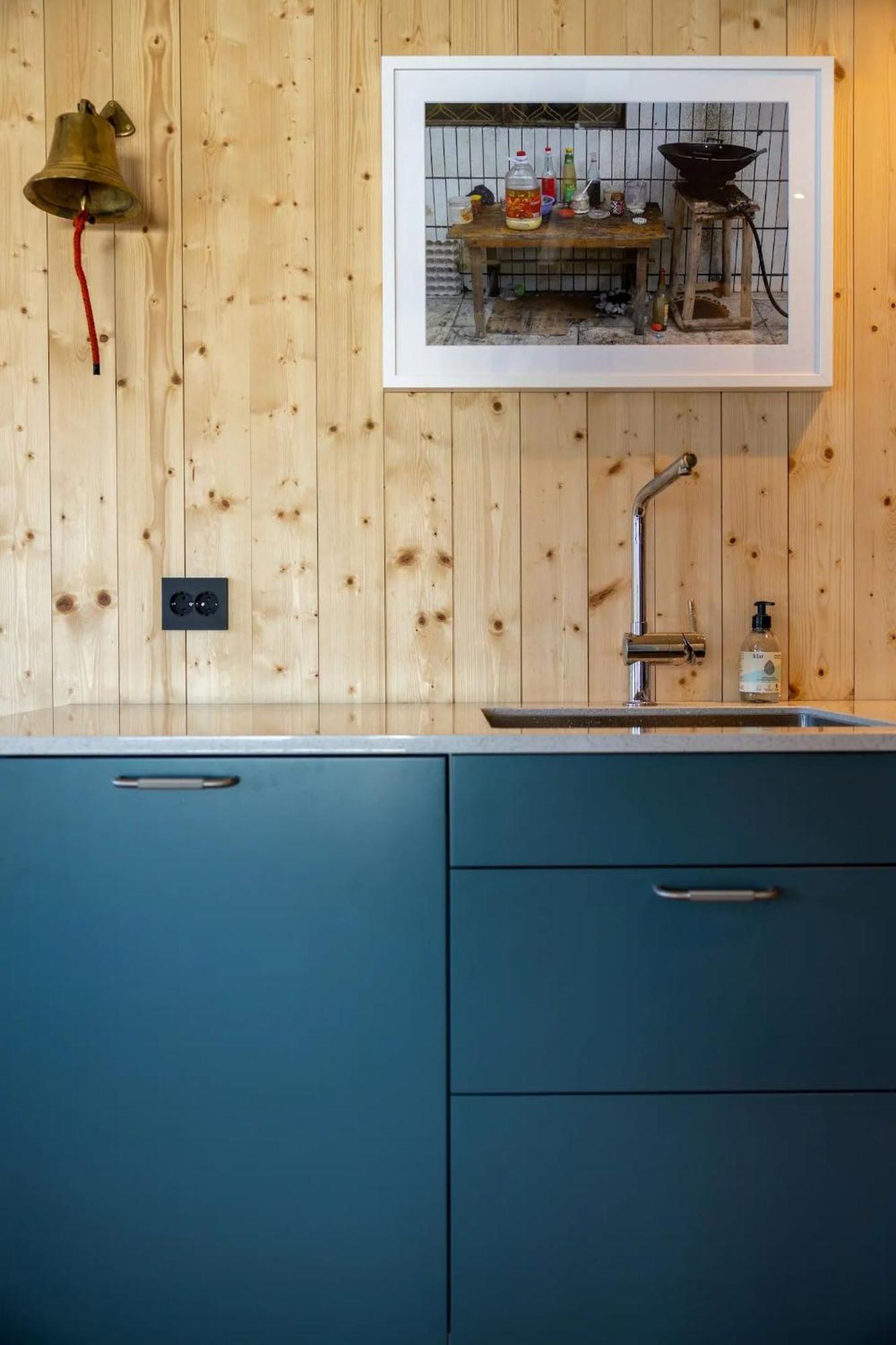 Minkfarmen, Spacious Seaside Cabin With Scenic View Ramberg Exterior foto